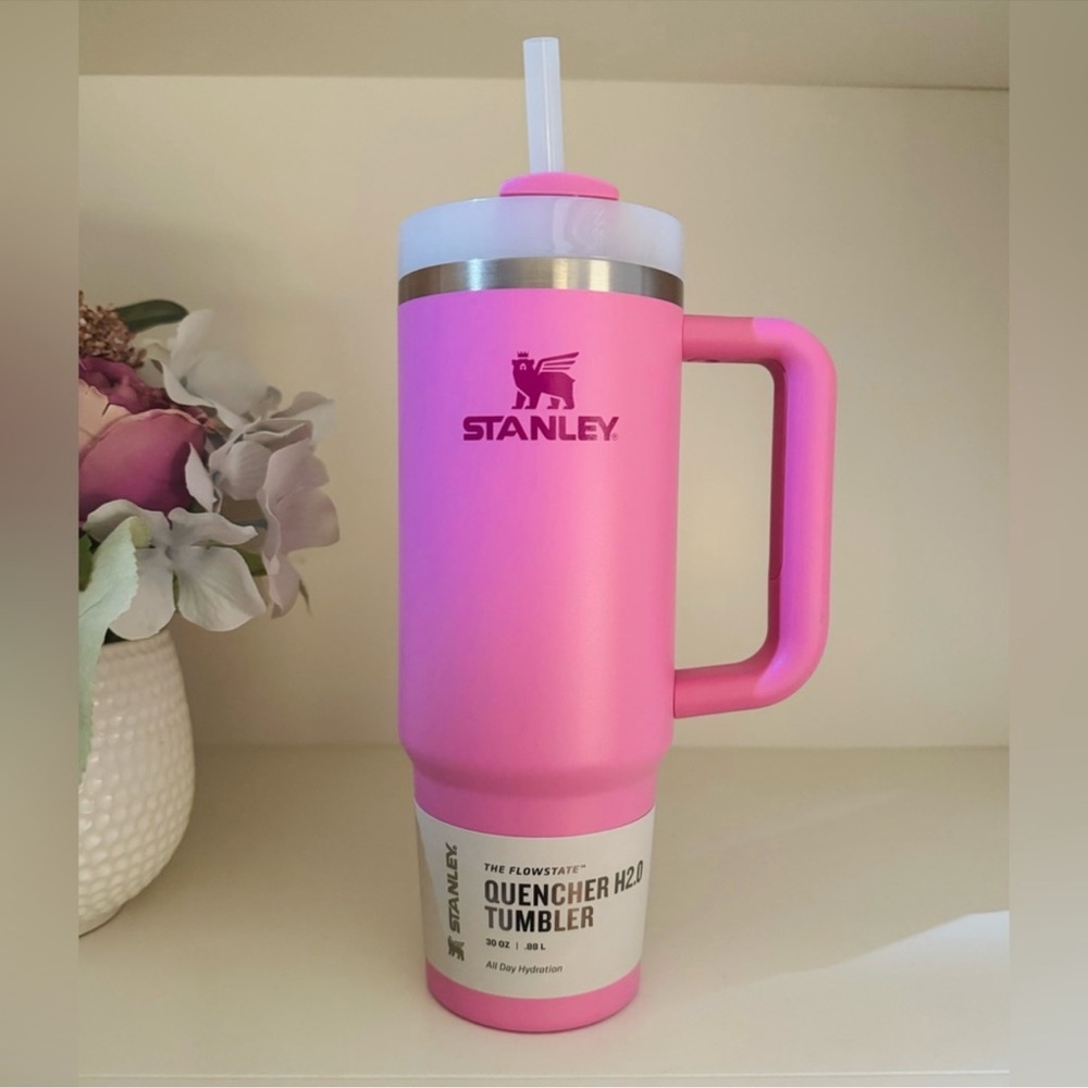🎉LAST CHANCE🎉Stanley 30oz Quencher H2.0 FlowState Tumbler Peony - Picture 1 of 9
